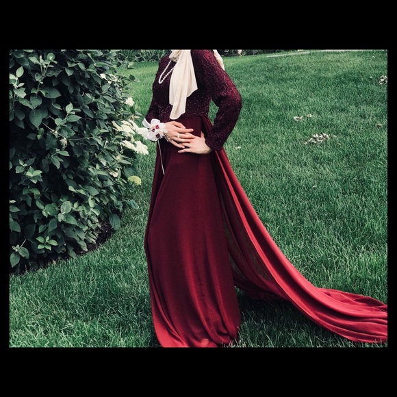 Moda Selvim Dresses & Skirts - Long sleeve Burgundy Maxi dress